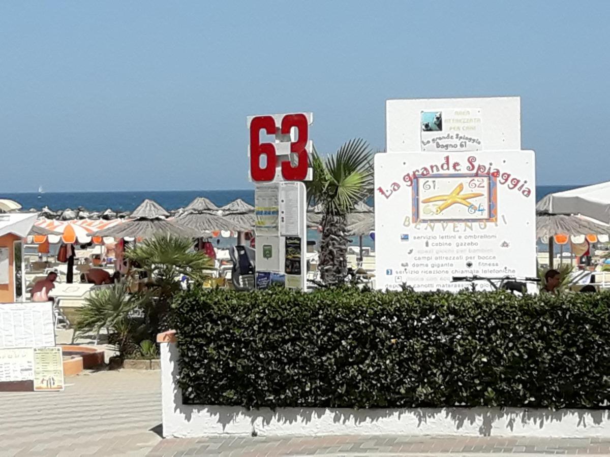 Hotel Villa Aurora Bellaria-Igea Marina Exterior photo